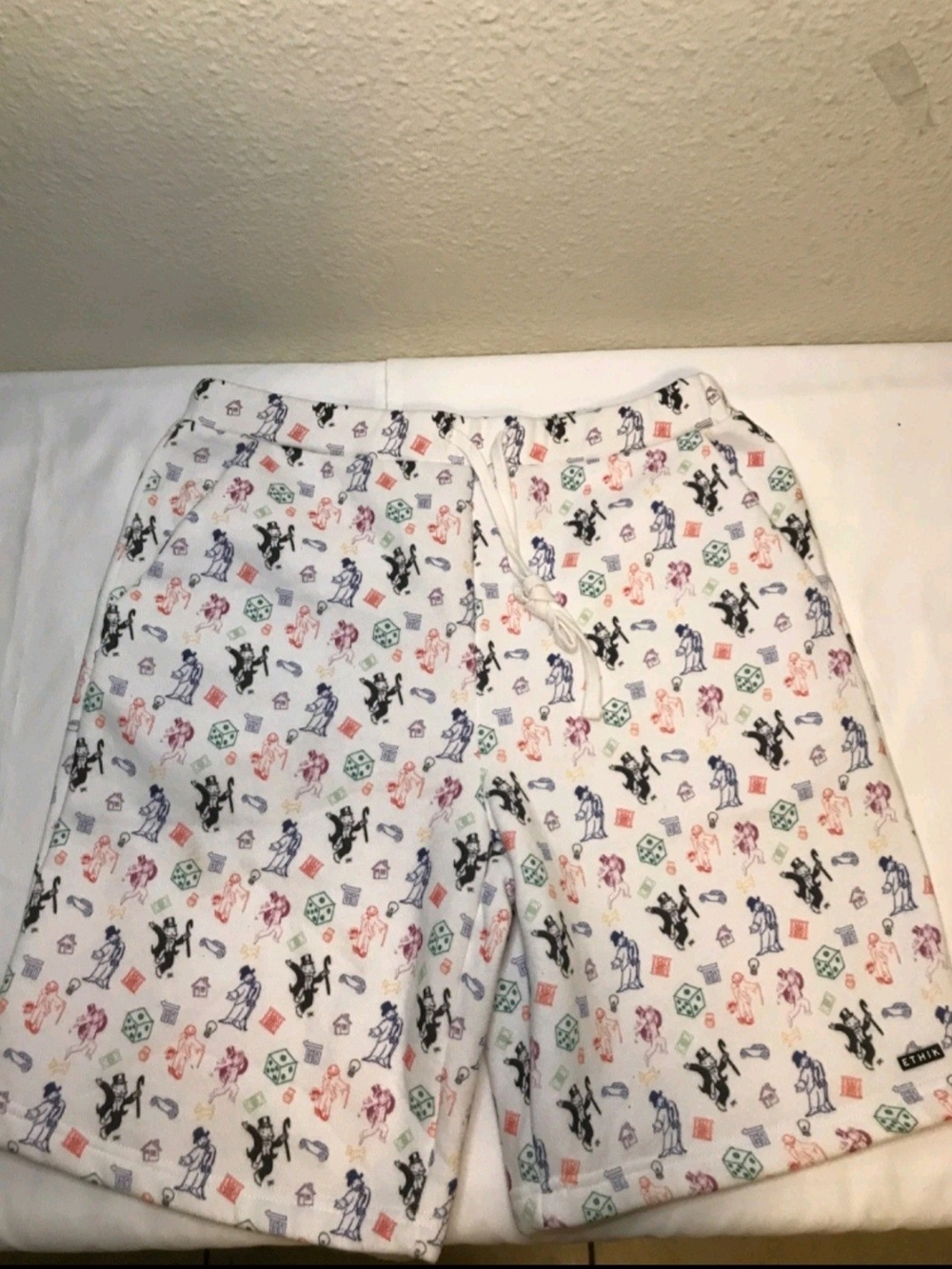 Ethik White Men's  Shorts with Multi-Color Monopoly Print